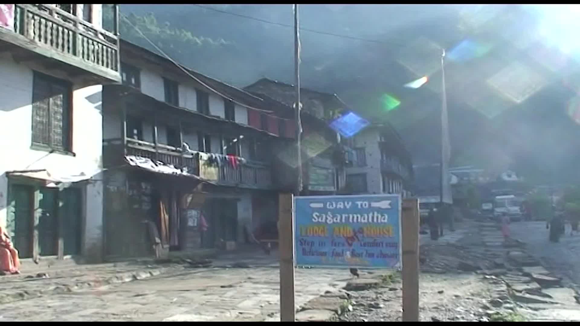 Thumbnail image for 3-Minute Adventures: Everest Base Camp Trek Part 1