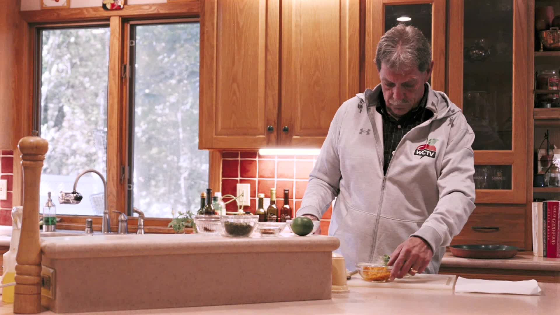 Thumbnail image for All About the Flavors with Bob Hamel: Chicken Tacos