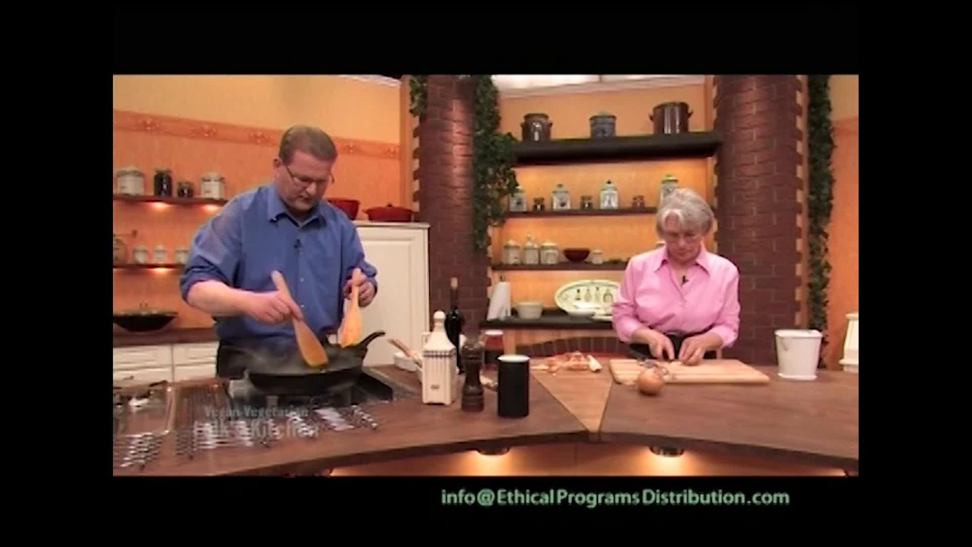 Thumbnail image for Vegan-Vegetarian Folks' Kitchen: Home Fries, Variation of Red Beets