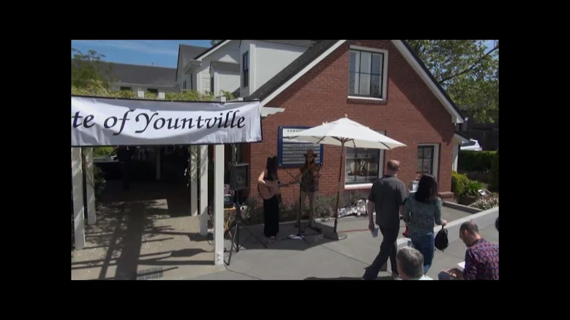 Thumbnail image for Wine Country at Work: Buskers in Yountville
