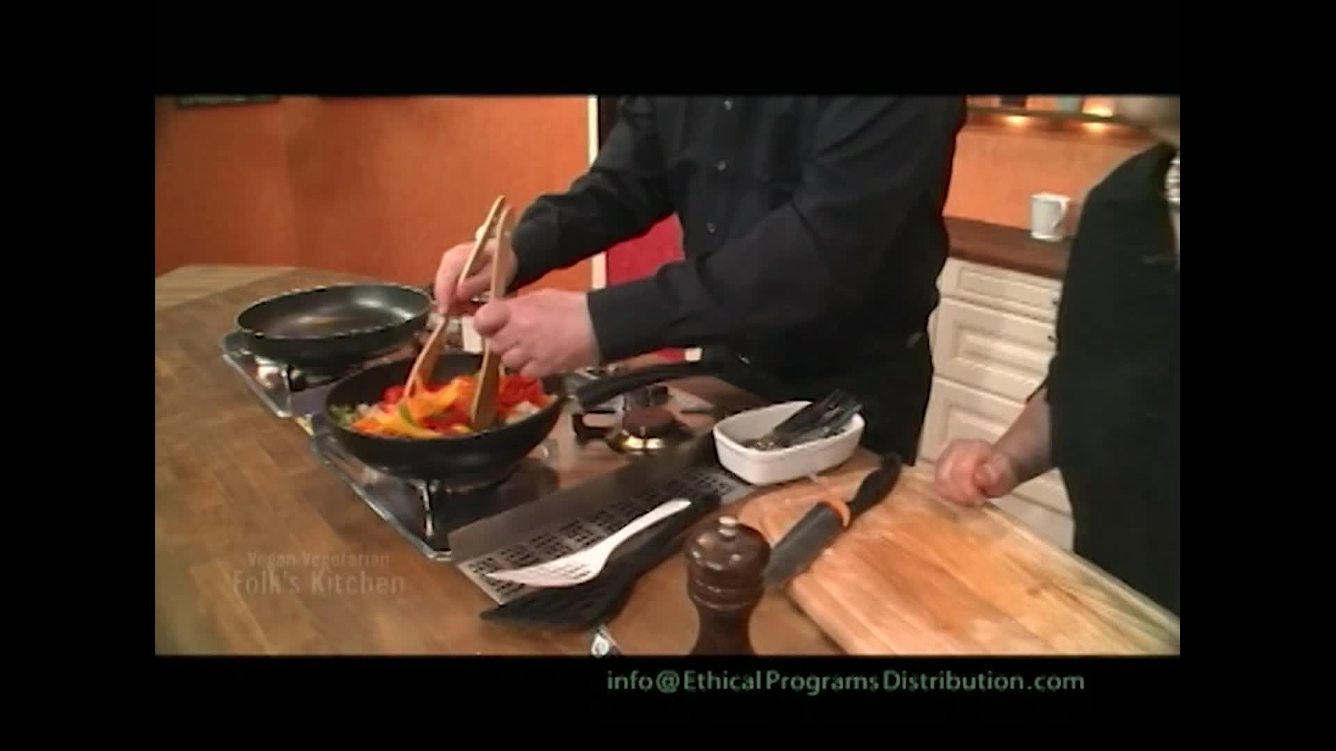 Thumbnail image for Vegan-Vegetarian Folks' Kitchen: Bell Pepper Gyros Stir-Fry - Holiday Cuisine - Chestnut Soup