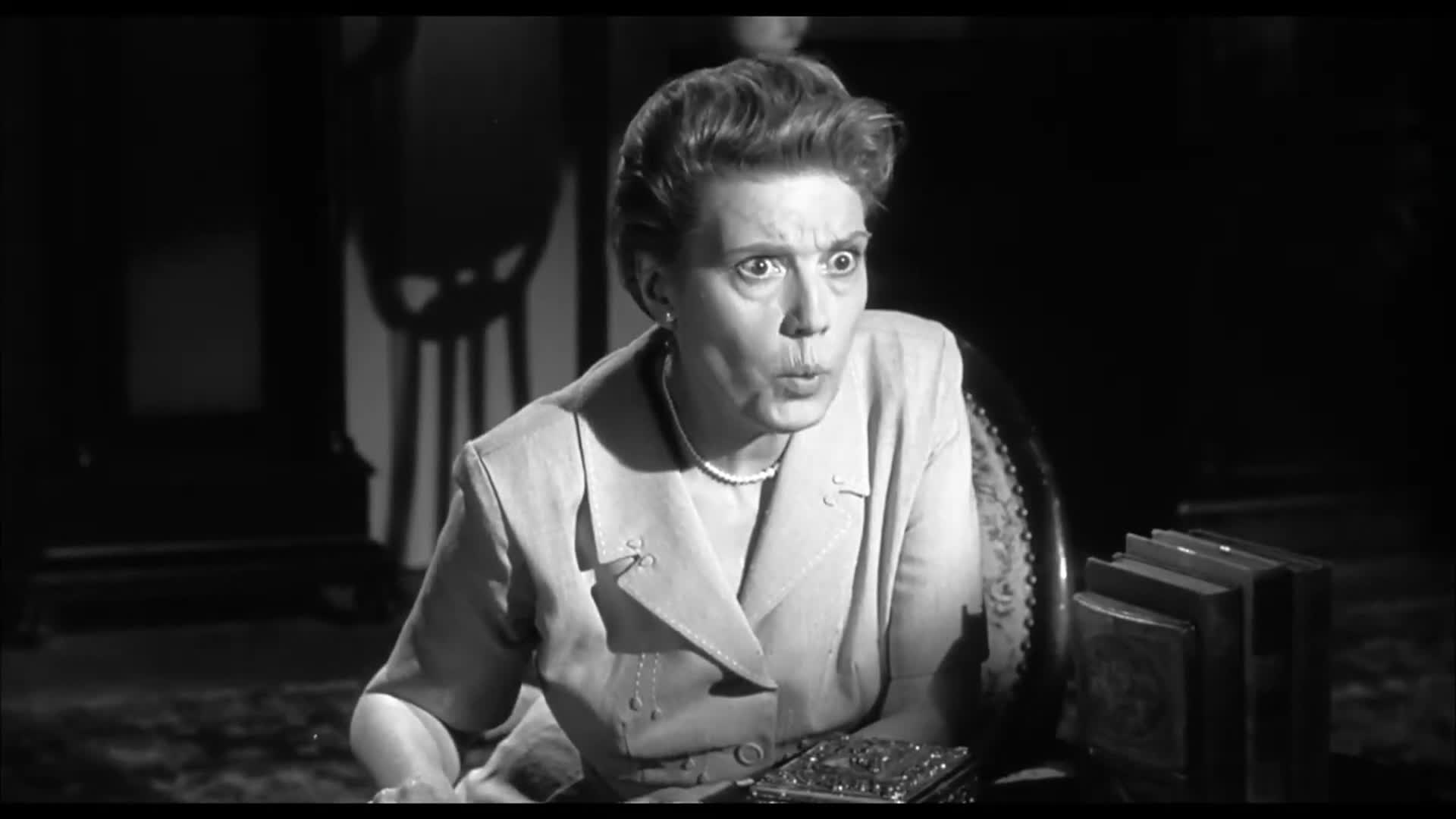 Thumbnail image for Malvolia the Queen of Screams: The Bat